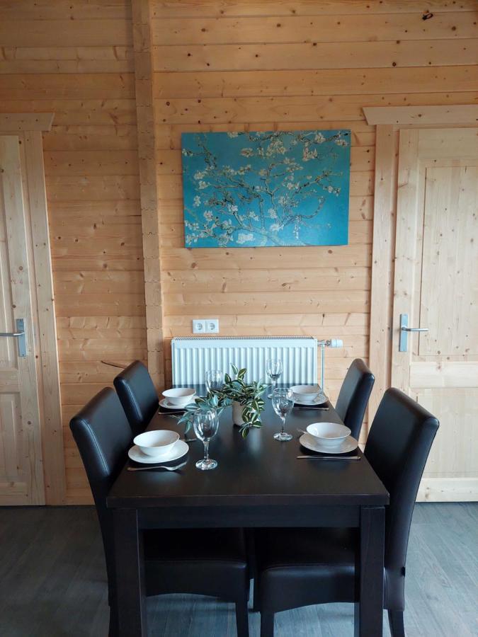 Vakantiehuisje Vlakbij Leeuwarden, Swichumer Pleats Екстериор снимка