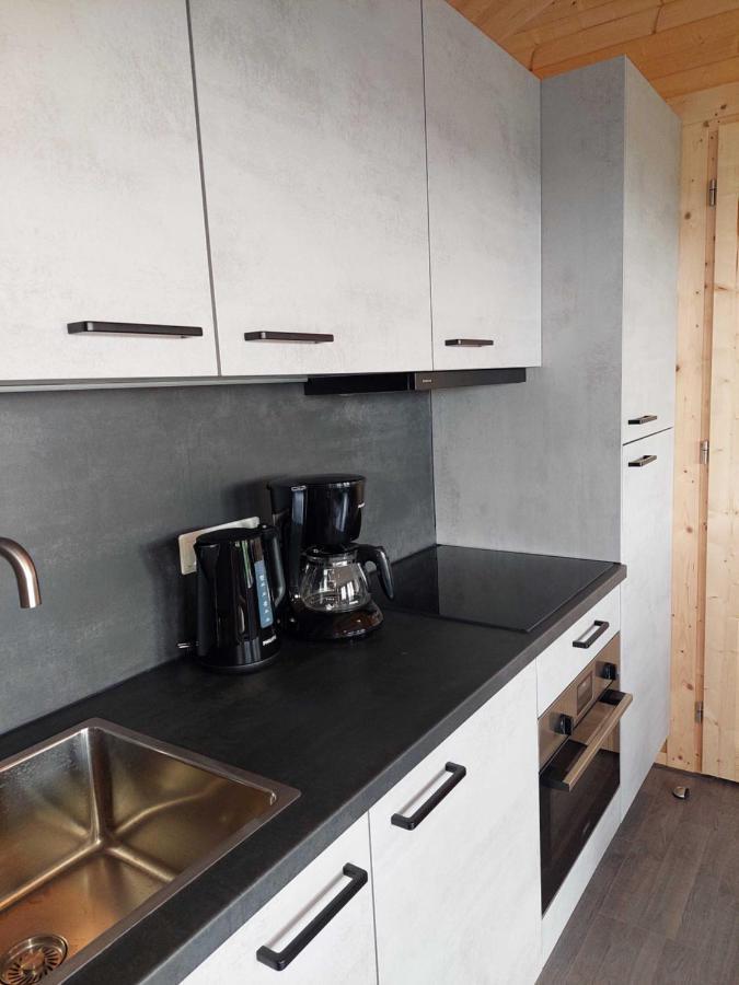 Vakantiehuisje Vlakbij Leeuwarden, Swichumer Pleats Екстериор снимка